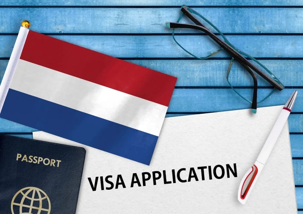 Netherlands Work Visa for Immigrants: Get Started and Earn More in a Thriving Economy